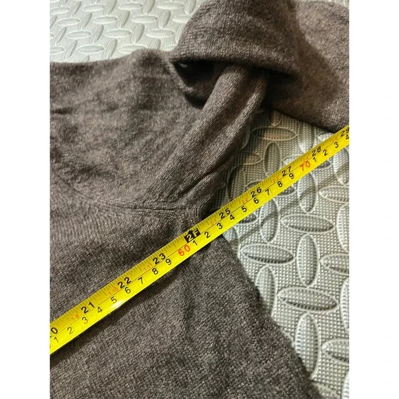 Patagonia Men's Lambswool Sweater Quarter Zip Brown‎ Size XL Fall Preppy